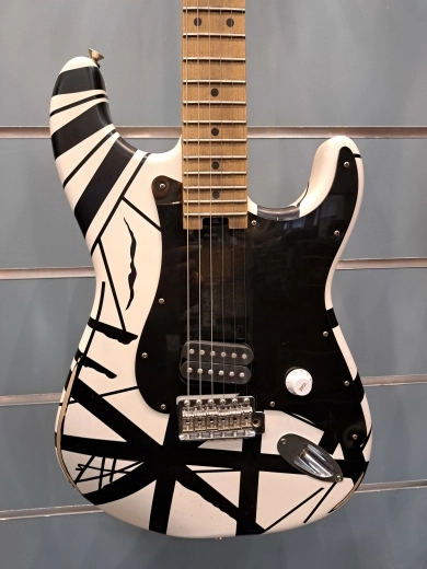 EVH Striped Series '78 Eruption 2